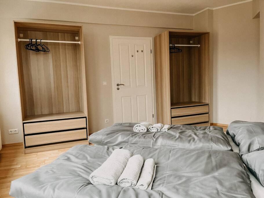 Zentral, Geraeumig, Messe Nah! Be2R Apartment Essen Luaran gambar